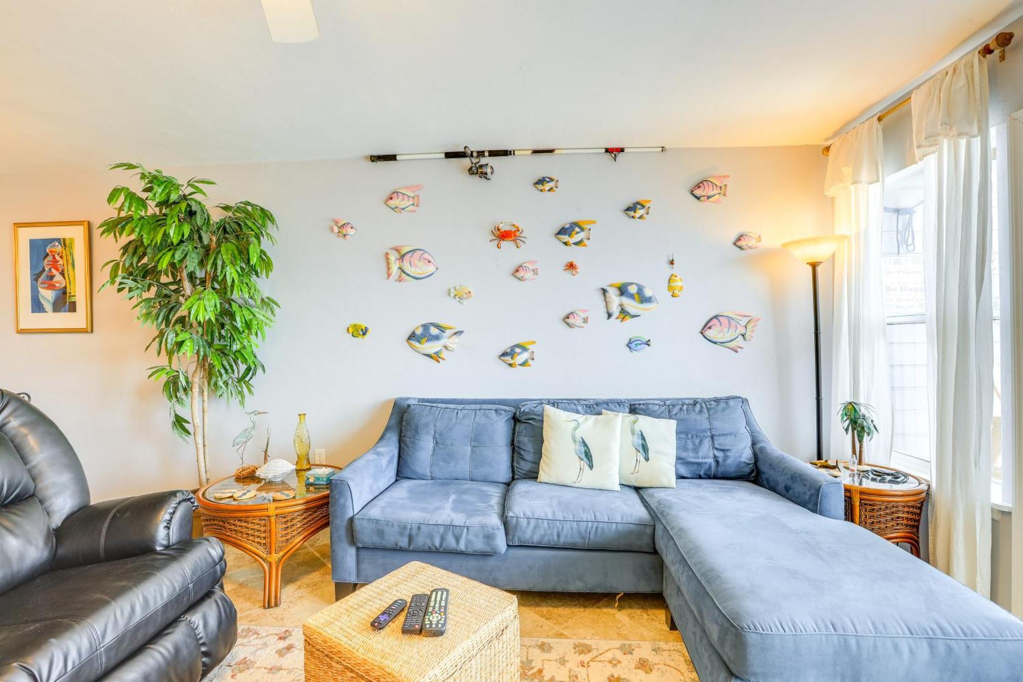 Beachfront Cedar Key Retreat With Pool Access! ภายนอก รูปภาพ