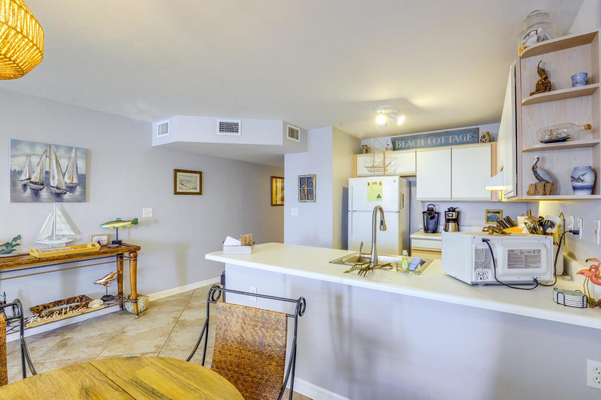 Beachfront Cedar Key Retreat With Pool Access! ภายนอก รูปภาพ